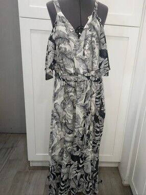 Black & White Leaf Print Cold-Shoulder Maxi Dress
